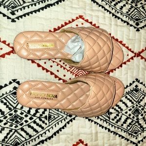 Nude sandals/slides